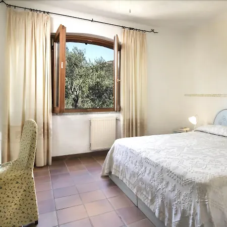 Rocce Sarde Hotell 4*