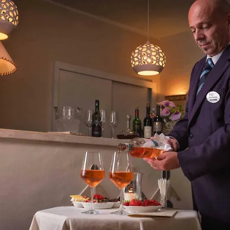 Rocce Sarde Hotell 4*